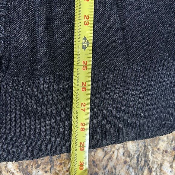 Torrid Black Shimmer Short Sleeve V-neck Top Size 4 - Picture 7 of 7